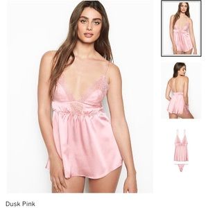 (Sold out)Victoria Secret Chantilly Lace Babydoll
